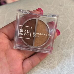 m2u nyc Eyeshadow Duo